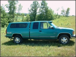 SLT  Extended Cab Short Box 4X4